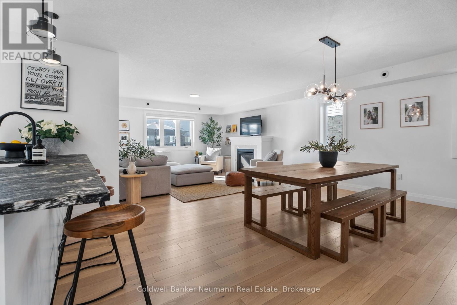 Photo 4 of 43 York Street E, Centre Wellington ON