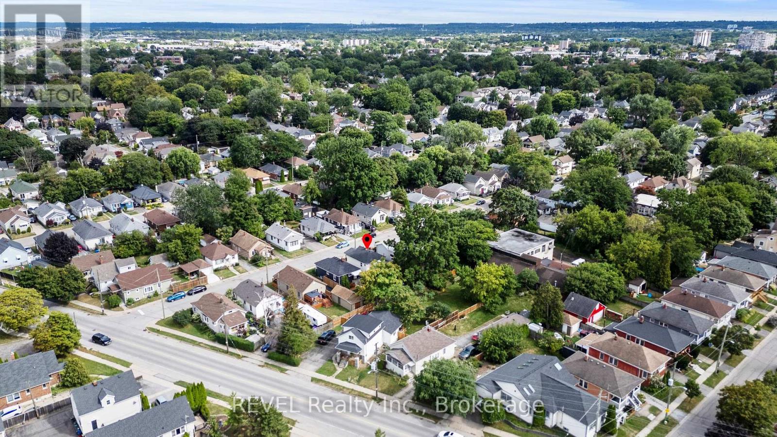 Photo 17 of 45 Mcghie Street, St Catharines ON