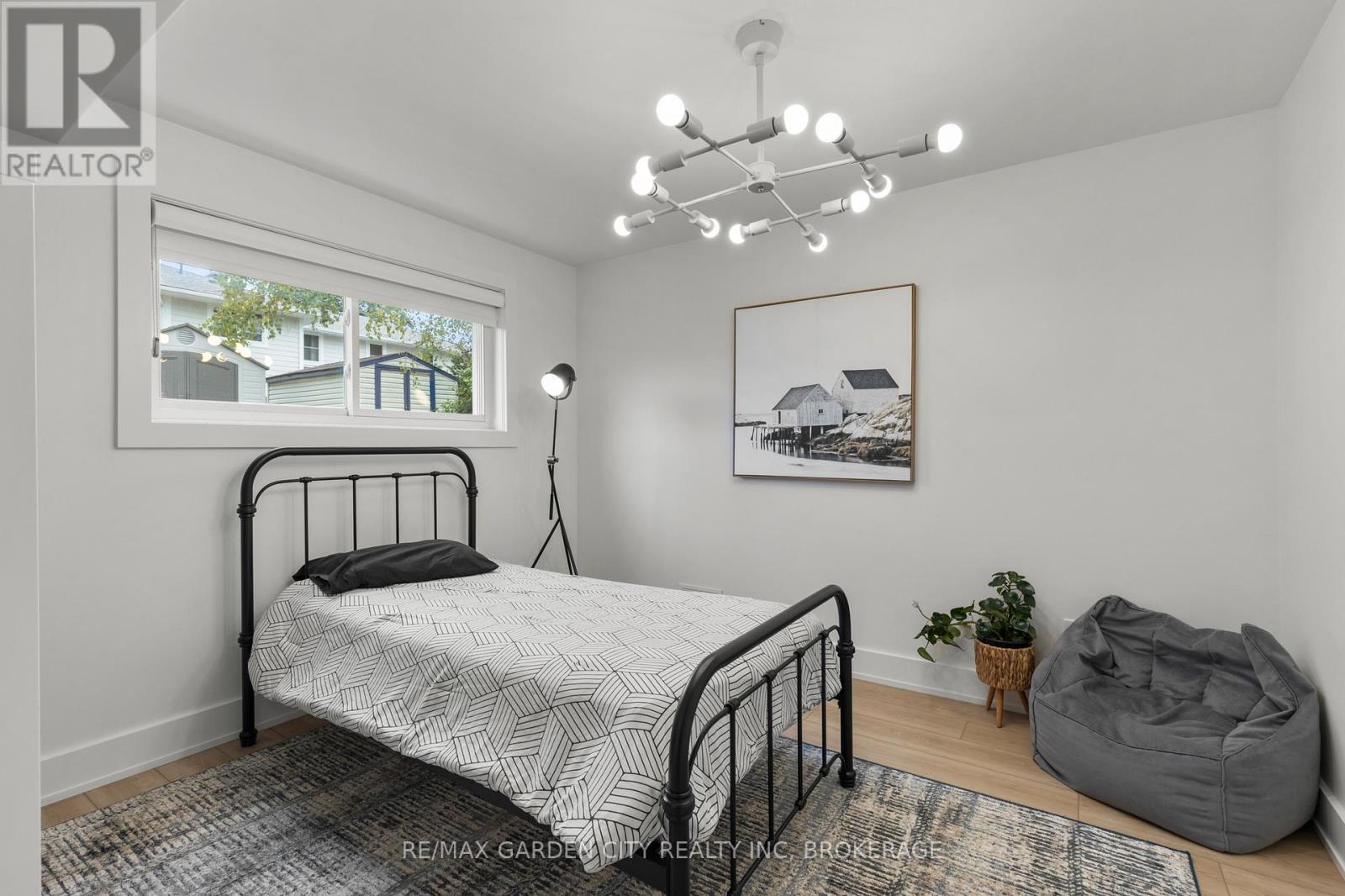Photo 26 of 3 Cardinal Circle, St Catharines ON