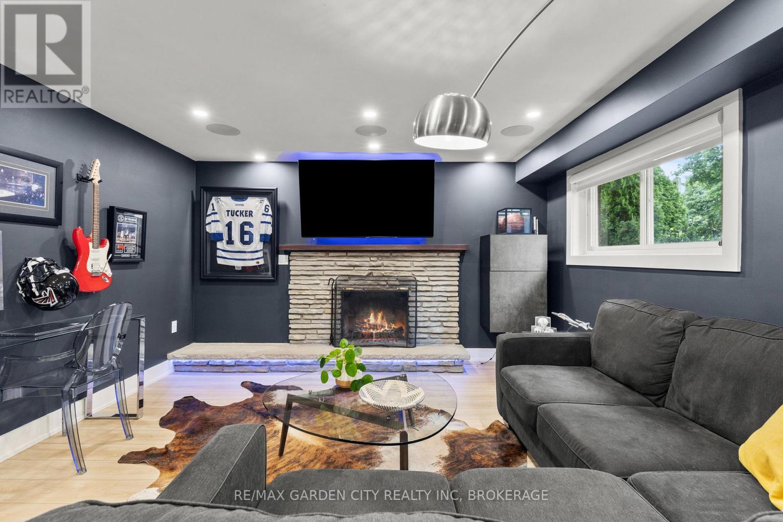 Photo 32 of 3 Cardinal Circle, St Catharines ON