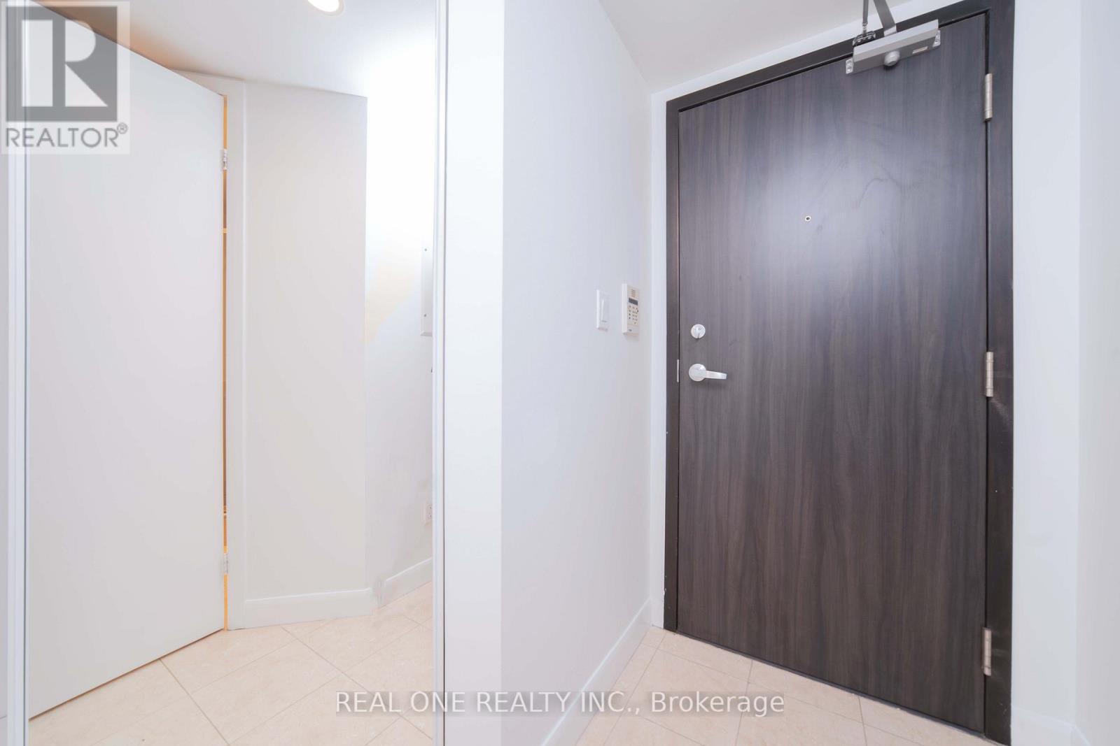 Photo 3 of 2404 210 Victoria Street, Toronto ON