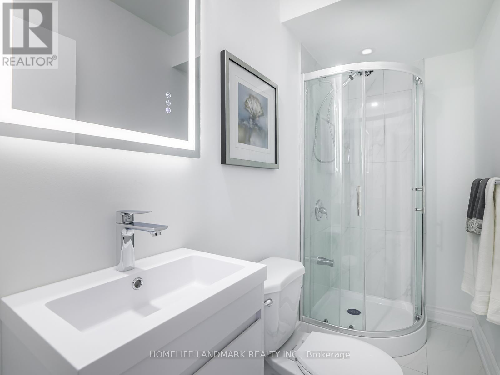Photo 21 of 30 Burleigh Heights Drive, Toronto ON