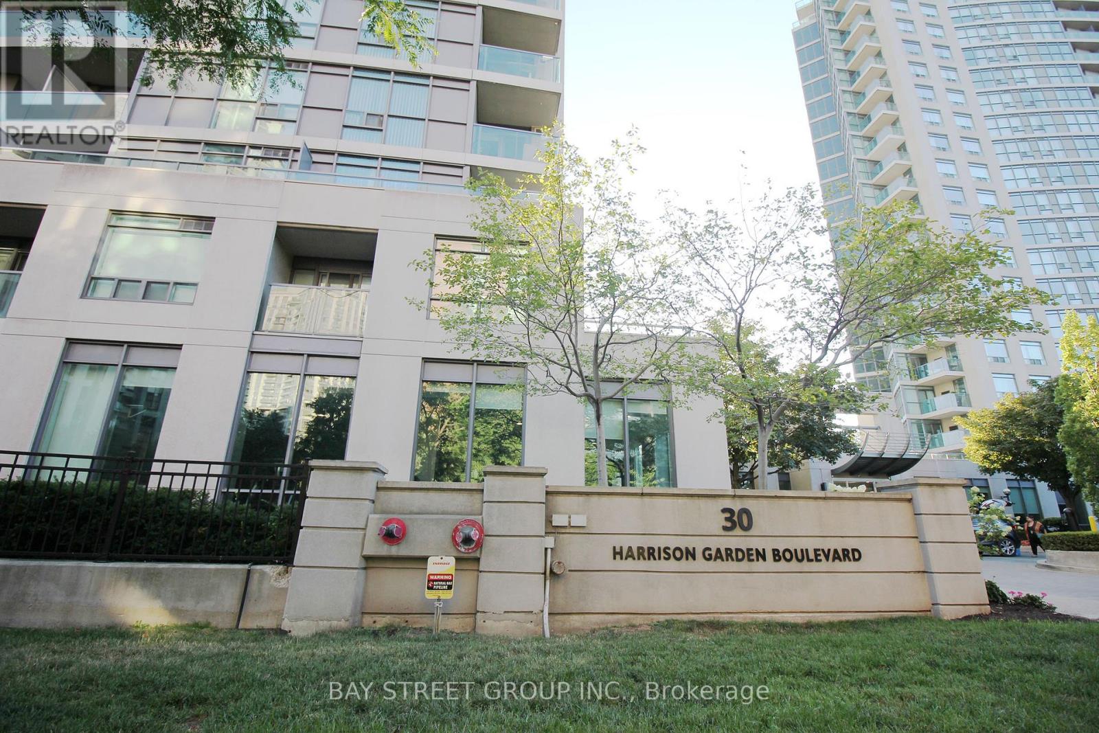Photo 1 of 1512 30 Harrison Garden Boulevard, Toronto ON