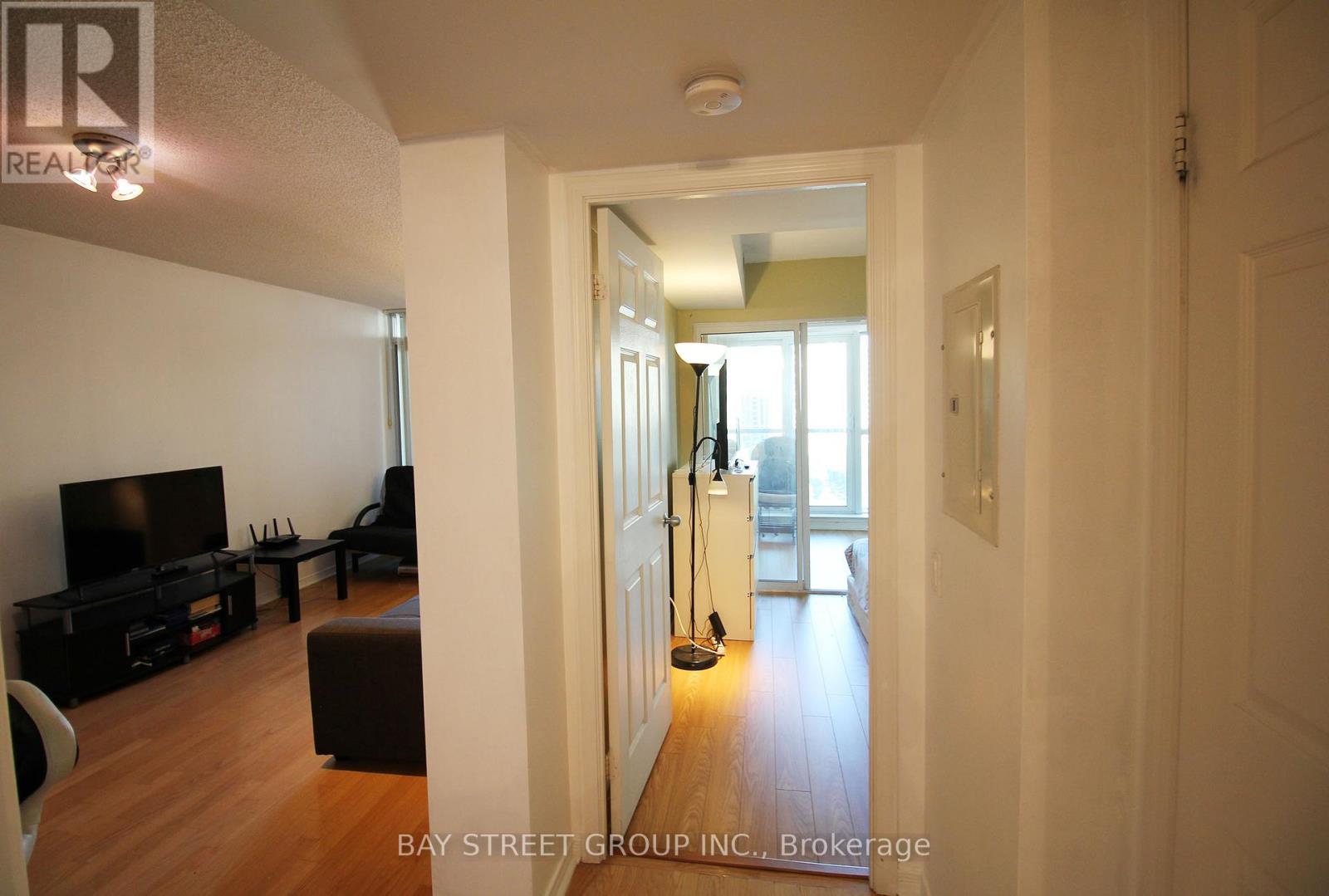 Photo 10 of 1512 30 Harrison Garden Boulevard, Toronto ON