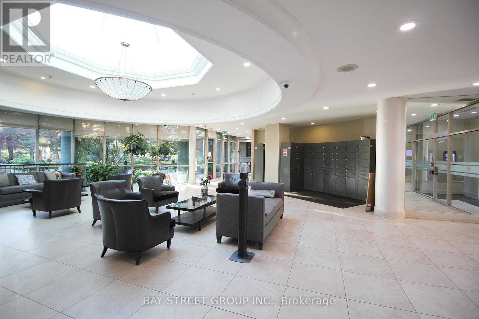 Photo 4 of 1512 30 Harrison Garden Boulevard, Toronto ON