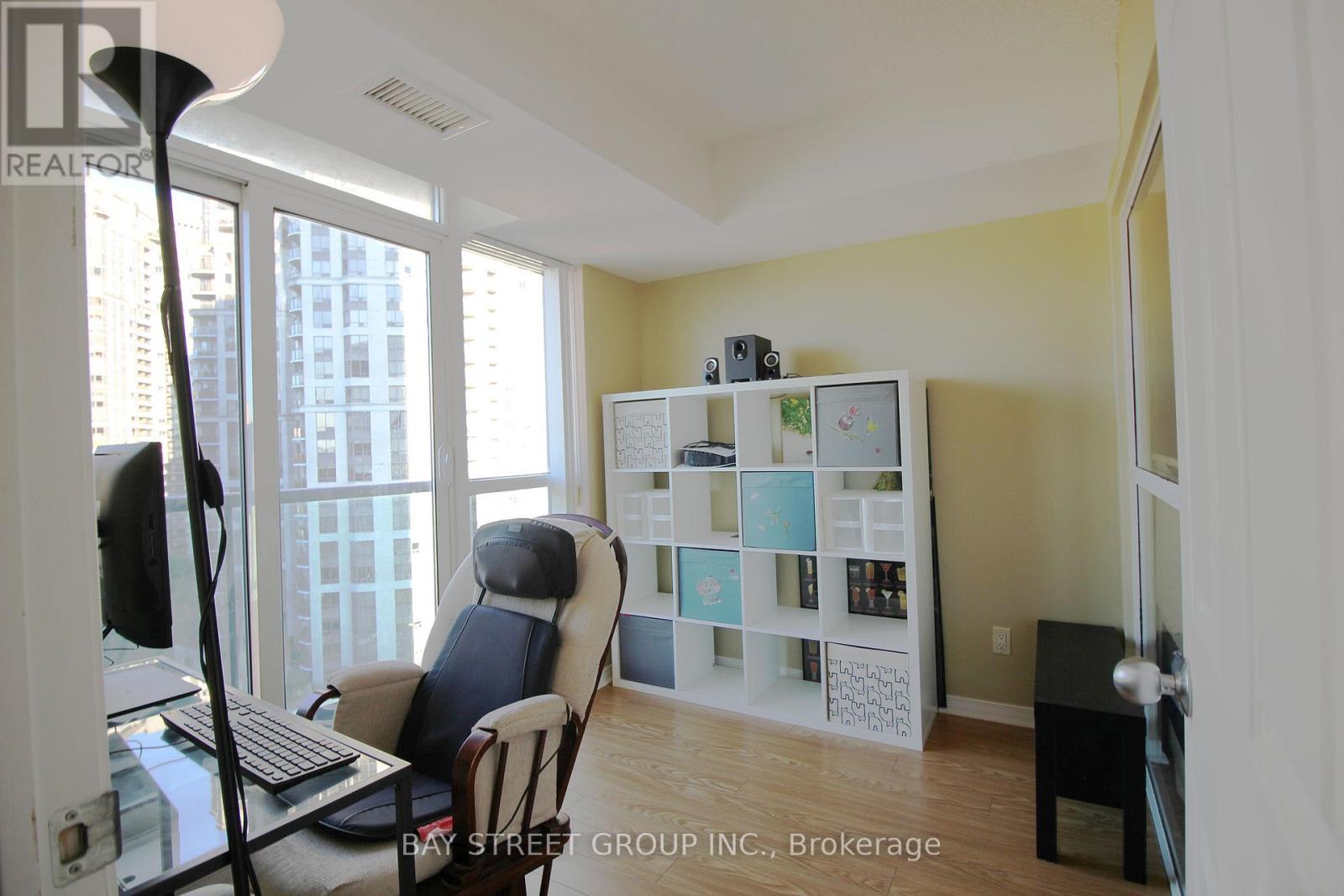 Photo 5 of 1512 30 Harrison Garden Boulevard, Toronto ON