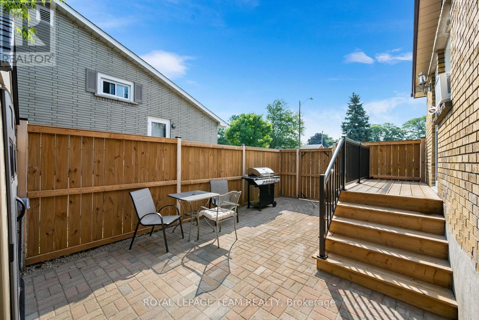 Photo 33 of 2391 Cheshire Road, Ottawa ON
