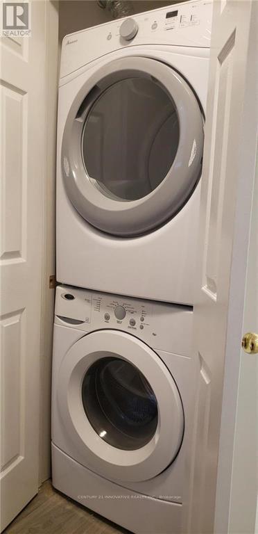 Photo 27 of Upper 32 Yellowood Circle, Vaughan ON