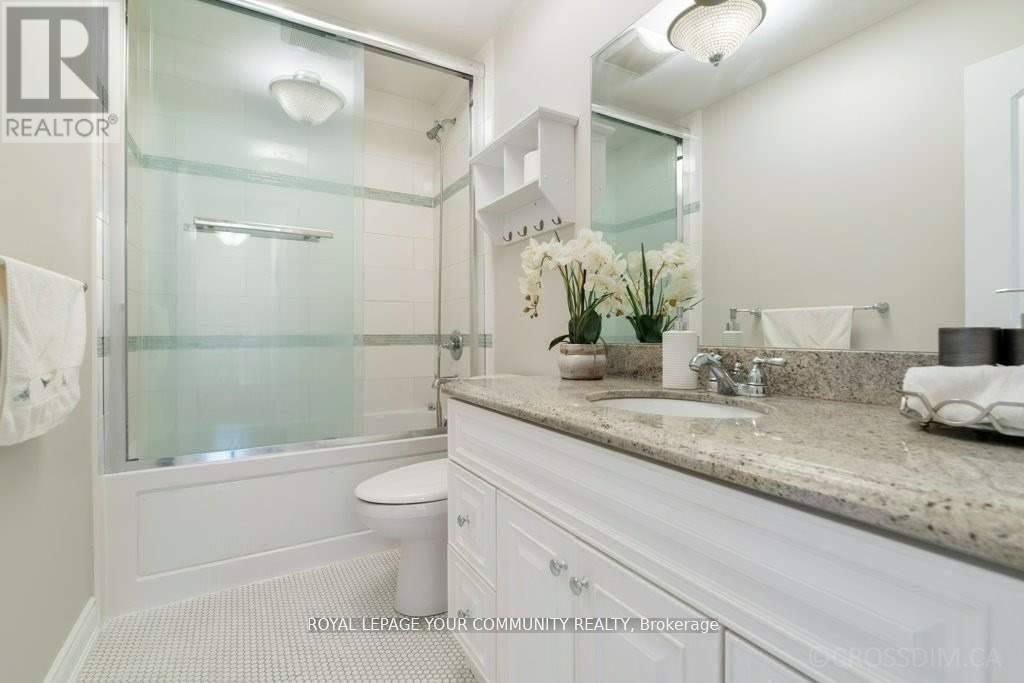 Photo 14 of 350 Amelia Street, Newmarket ON