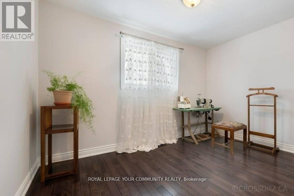 Photo 16 of 350 Amelia Street, Newmarket ON