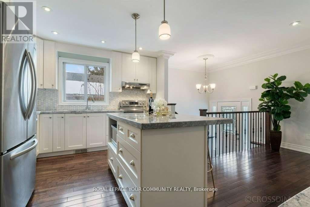 Photo 7 of 350 Amelia Street, Newmarket ON