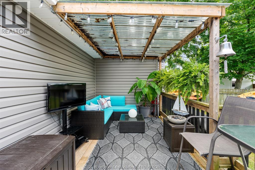 Photo 17 of 23 Sutton Court, Chatham ON