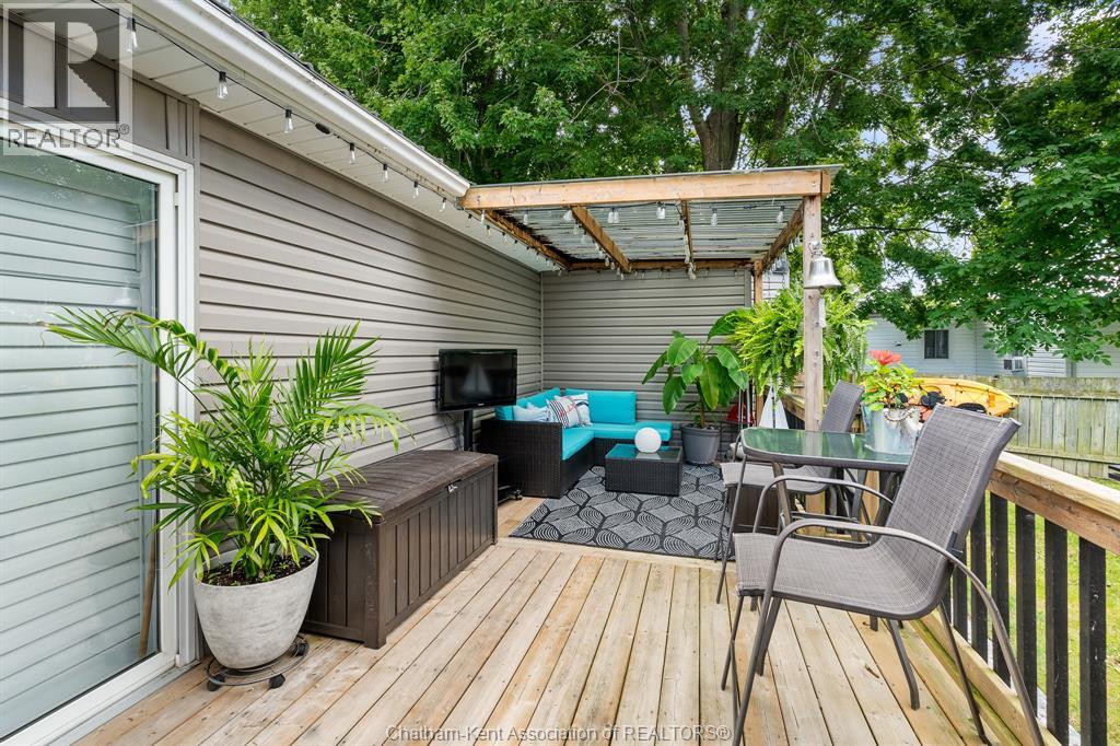 Photo 1 of 23 Sutton Court, Chatham ON