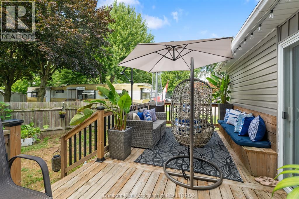 Photo 5 of 23 Sutton Court, Chatham ON