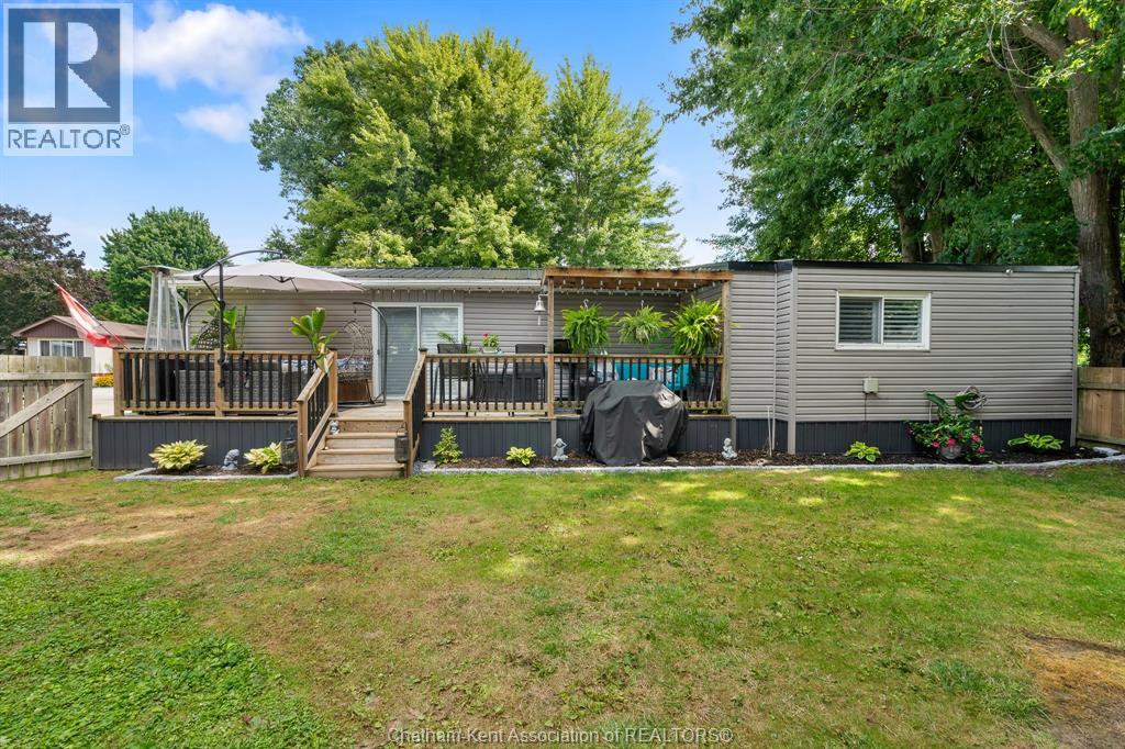 Photo 7 of 23 Sutton Court, Chatham ON