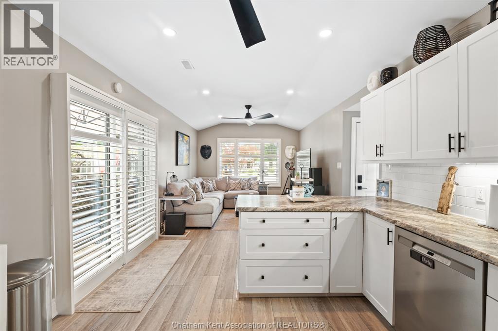 Photo 27 of 23 Sutton Court, Chatham ON
