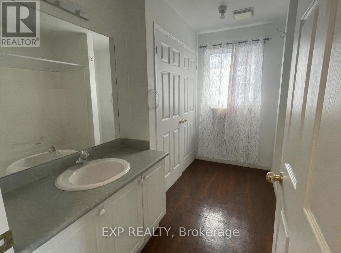 Photo 6 of Upper 16 Lucas Avenue, Barrie ON
