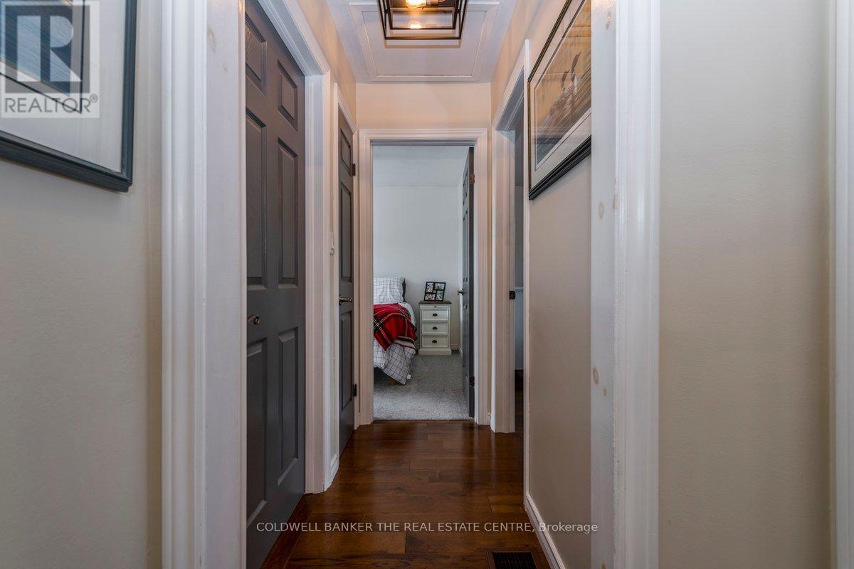 Photo 9 of 204 Park Street, Orillia ON