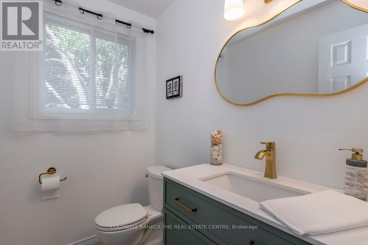 Photo 26 of 204 Park Street, Orillia ON