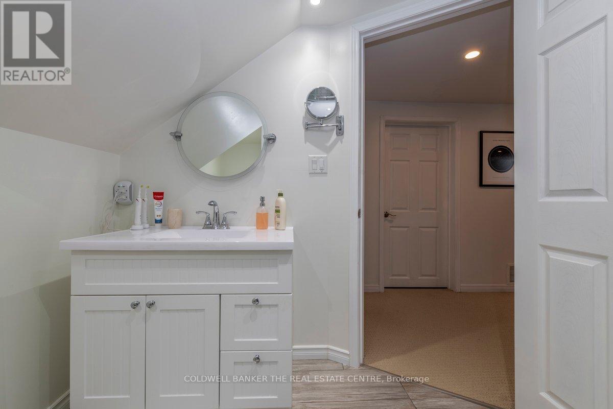 Photo 28 of 204 Park Street, Orillia ON
