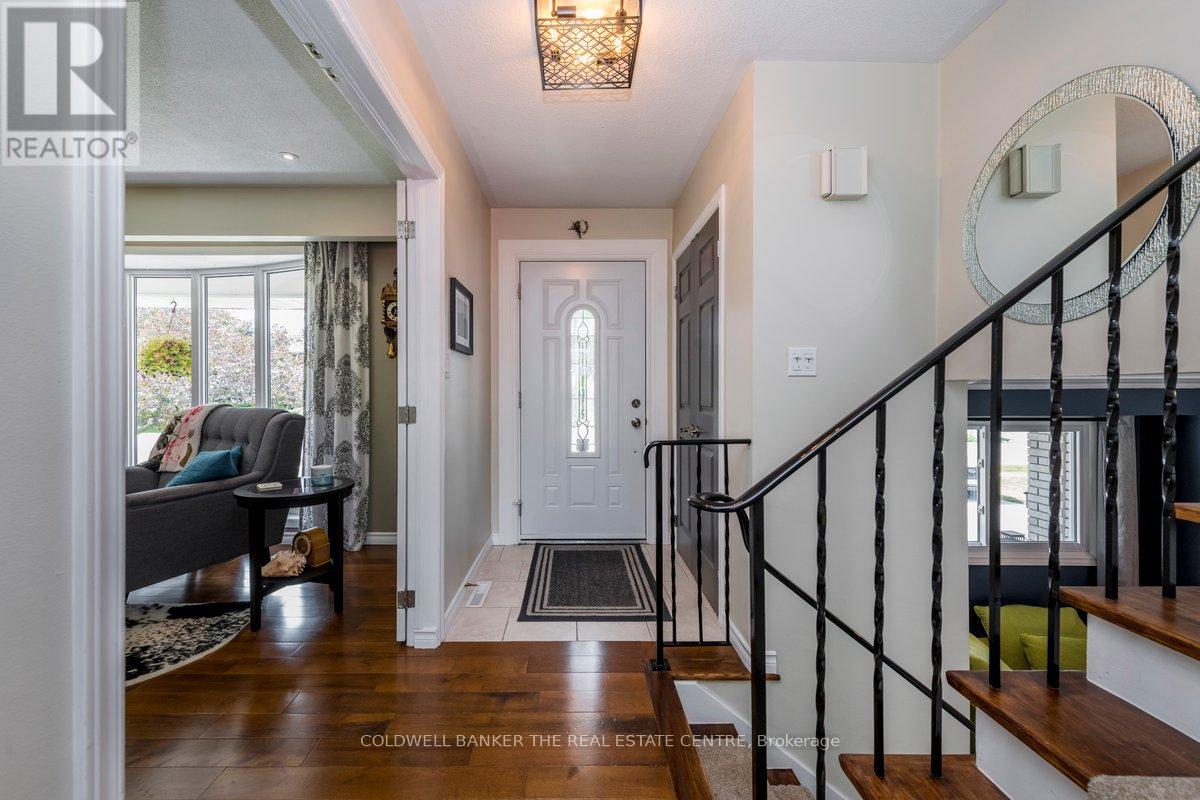 Photo 12 of 204 Park Street, Orillia ON