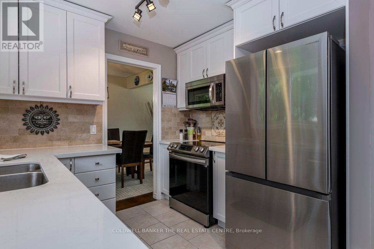 Photo 23 of 204 Park Street, Orillia ON