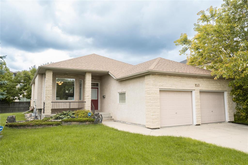 Photo 12 of 840 Lindenwood Drive W, Winnipeg MB