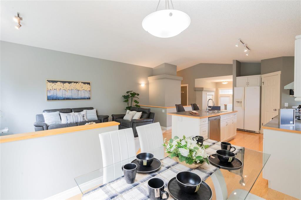 Photo 34 of 840 Lindenwood Drive W, Winnipeg MB