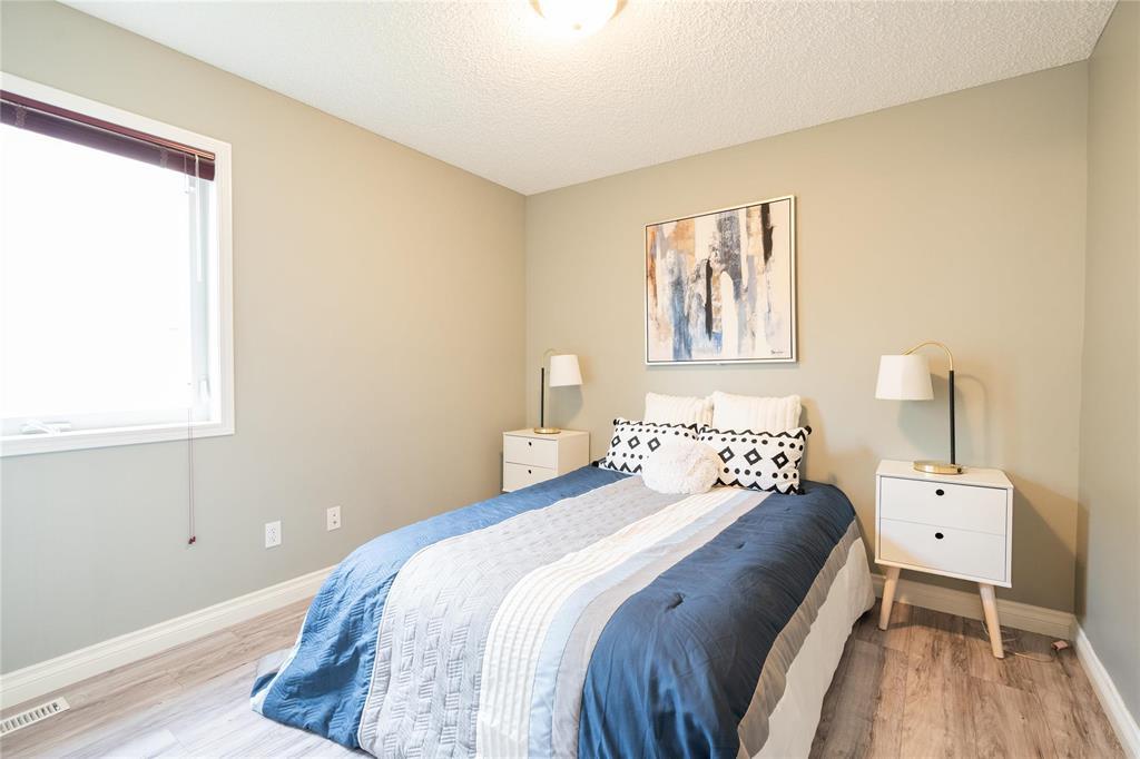 Photo 6 of 840 Lindenwood Drive W, Winnipeg MB