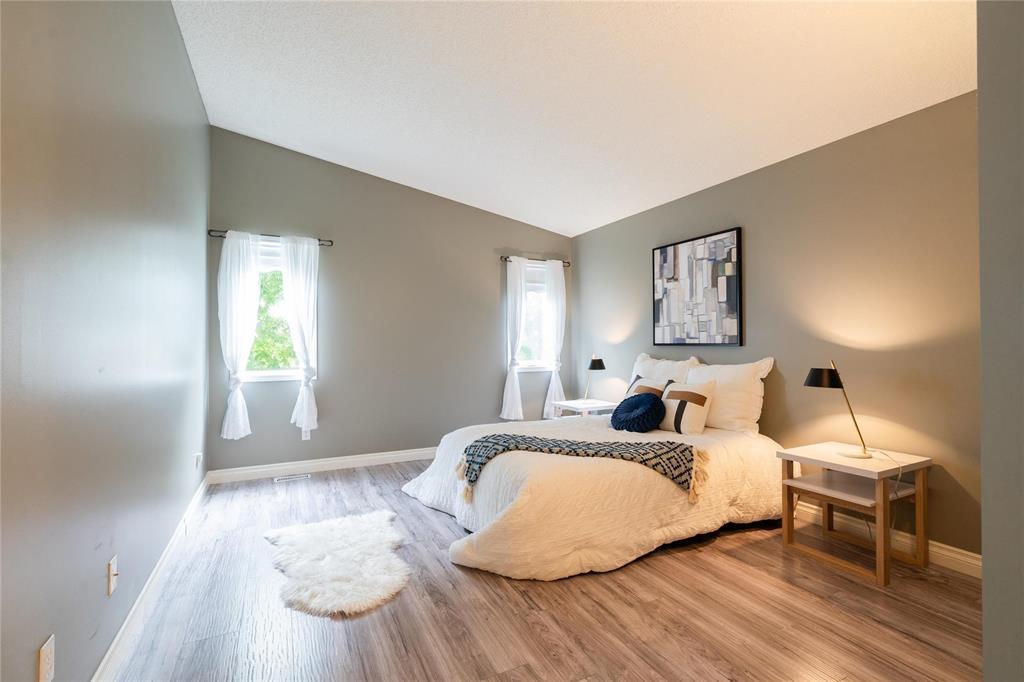 Photo 14 of 840 Lindenwood Drive W, Winnipeg MB