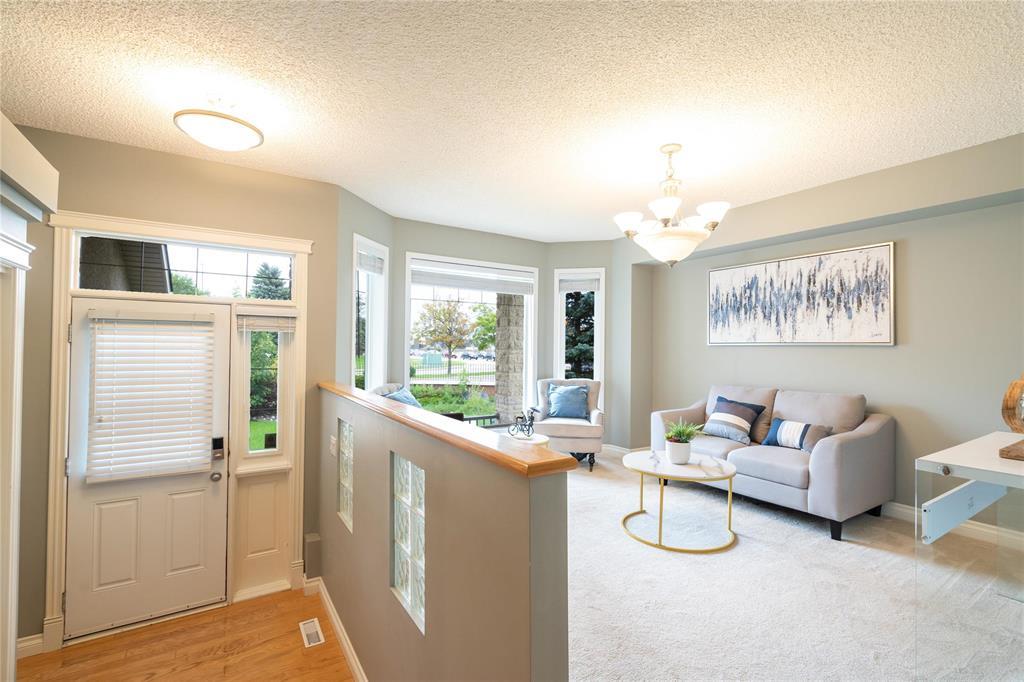 Photo 25 of 840 Lindenwood Drive W, Winnipeg MB