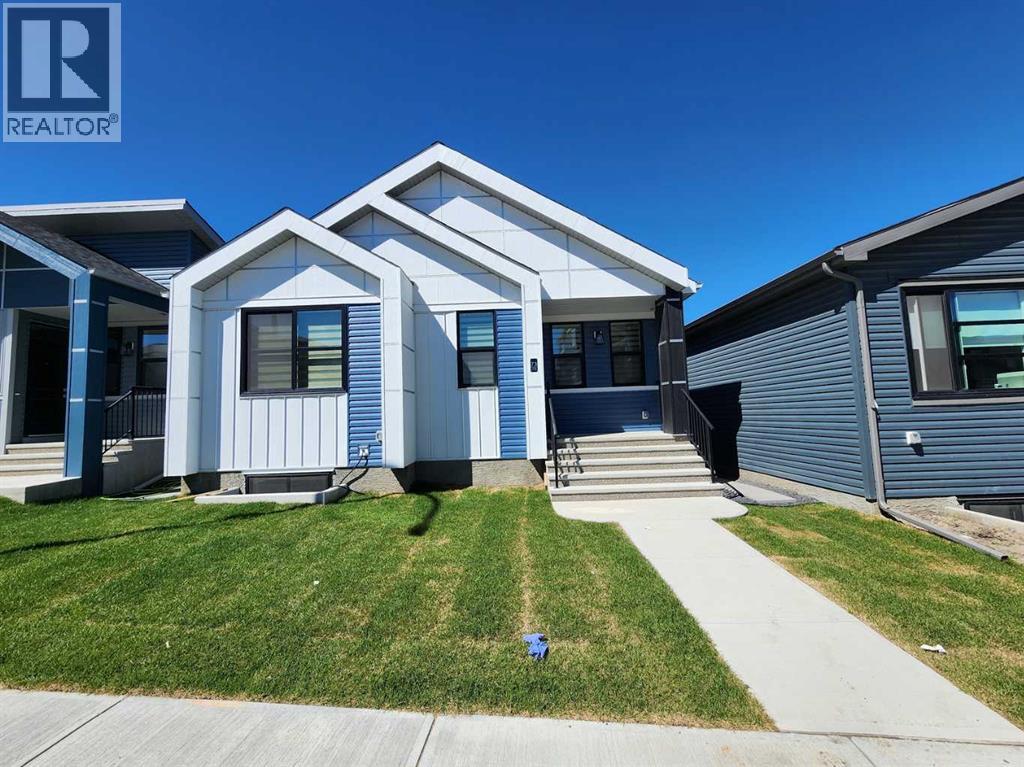 73 Herron Common NE, Calgary, Alberta