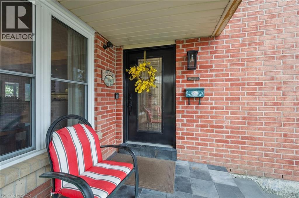 Photo 32 of 41 Yorkville Drive, Courtice ON