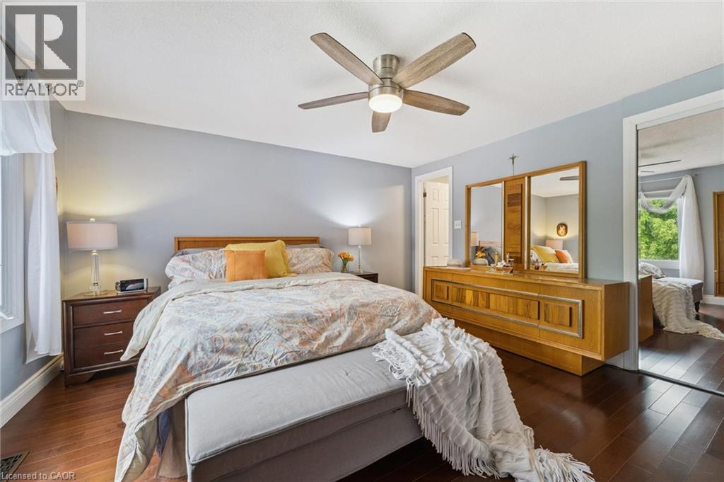 Photo 21 of 41 Yorkville Drive, Courtice ON
