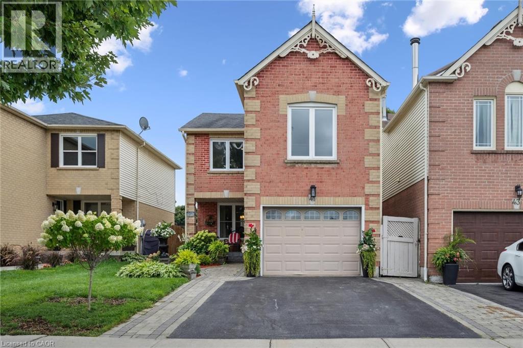 Photo 30 of 41 Yorkville Drive, Courtice ON