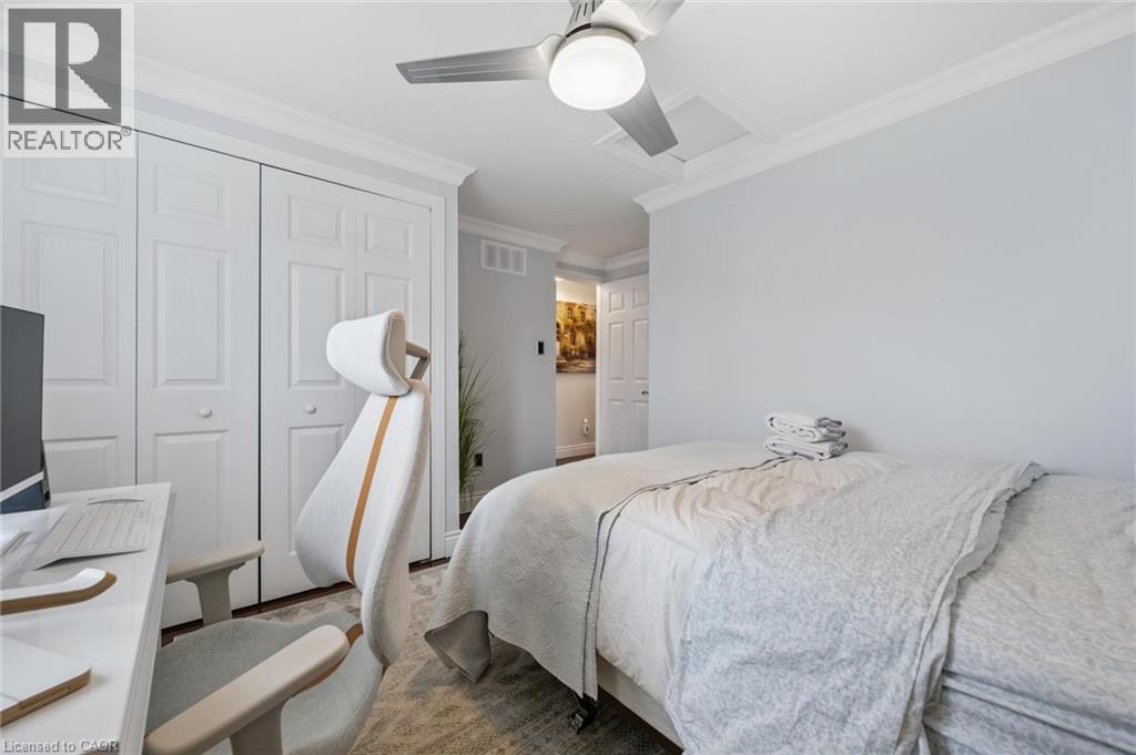 Photo 25 of 41 Yorkville Drive, Courtice ON