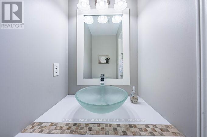 Photo 22 of 6874 Lisgar Drive, Mississauga ON
