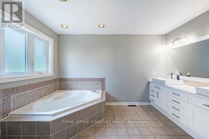 Photo 31 of 6874 Lisgar Drive, Mississauga ON