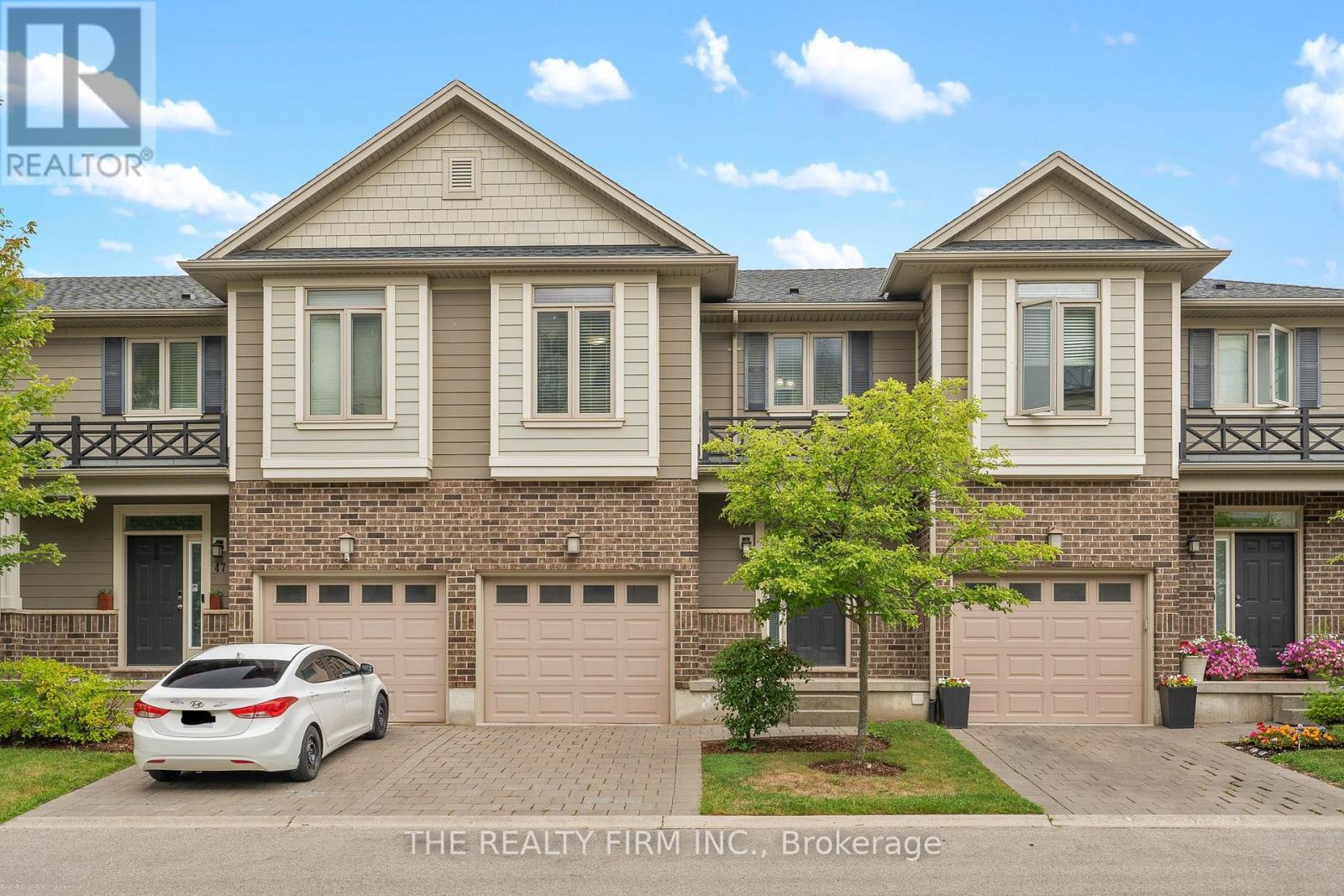 Photo 1 of 49 112 North Centre Road, London North ON
