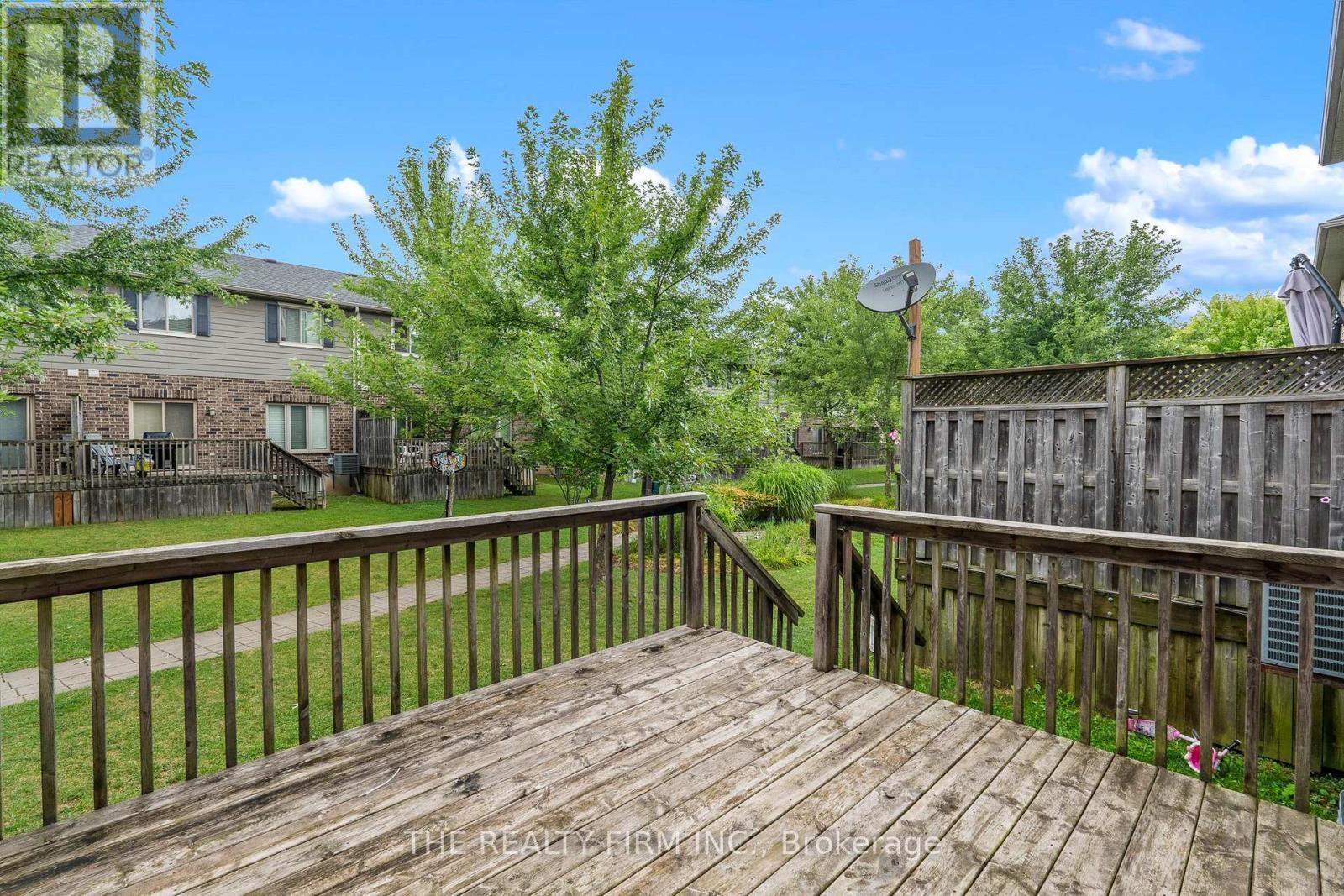 Photo 34 of 49 112 North Centre Road, London North ON