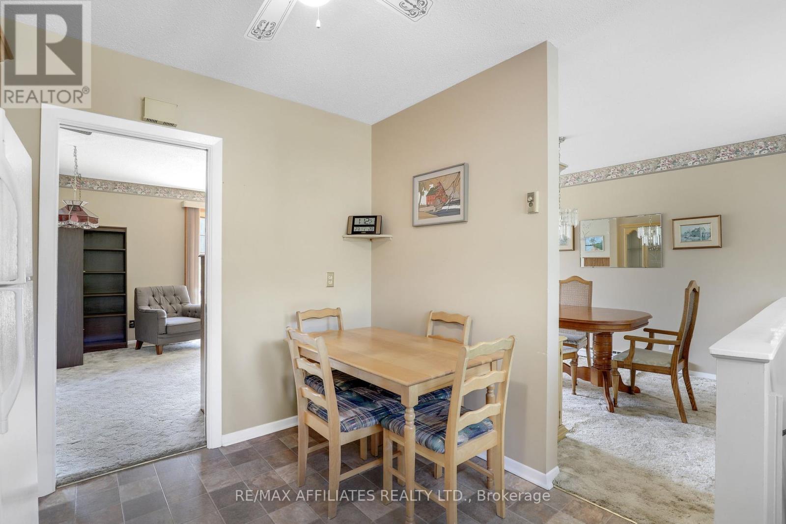 Photo 17 of 17 Canfield Road, Ottawa ON