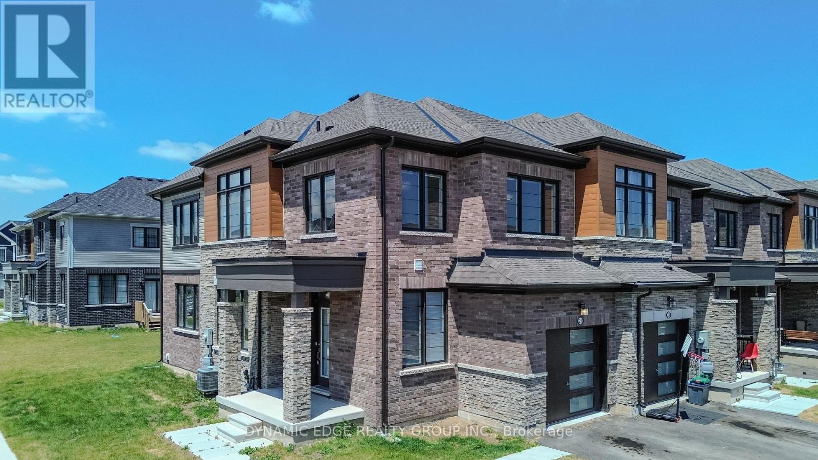 Photo 1 of 29 Lavender Road, Thorold ON