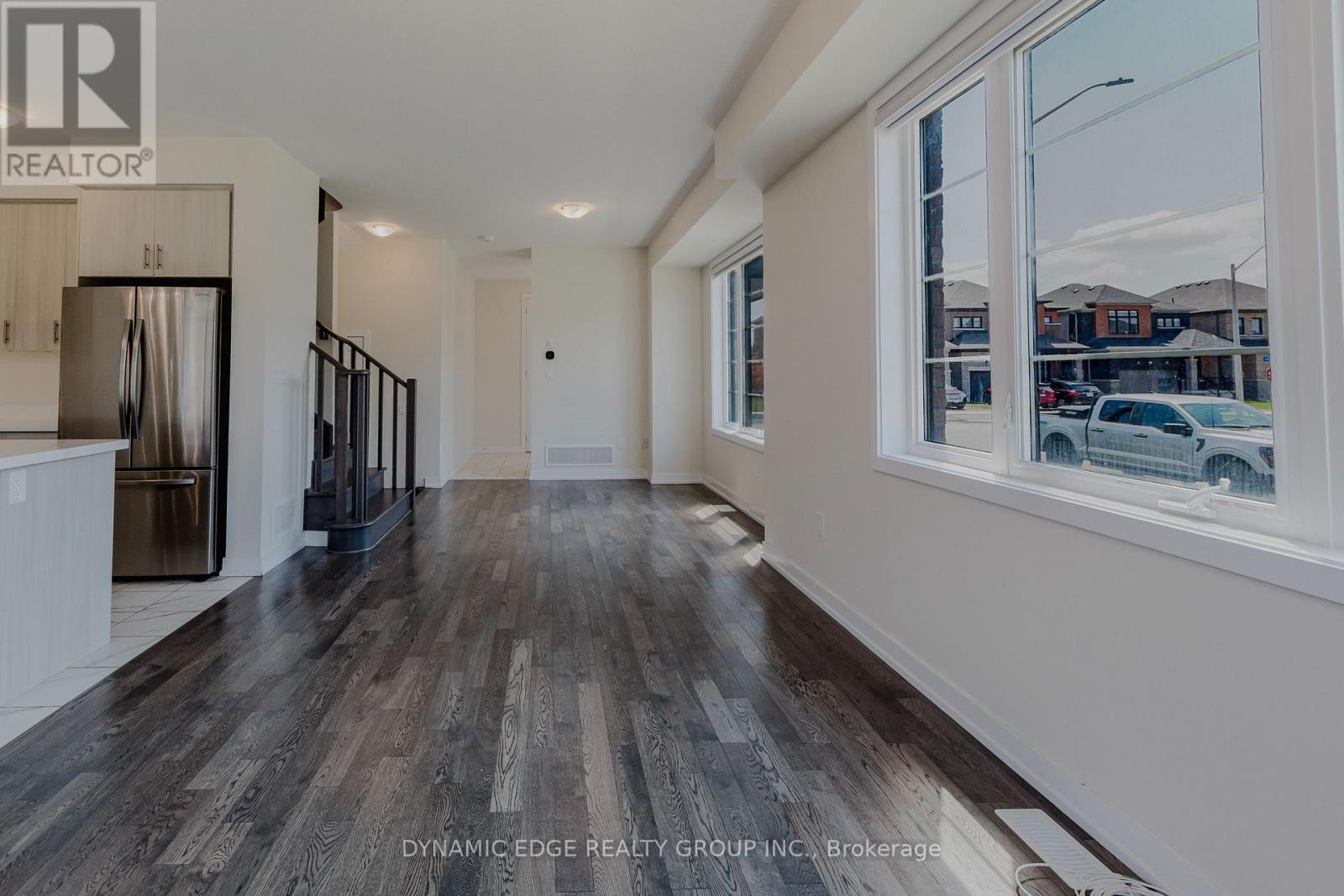 Photo 11 of 29 Lavender Road, Thorold ON