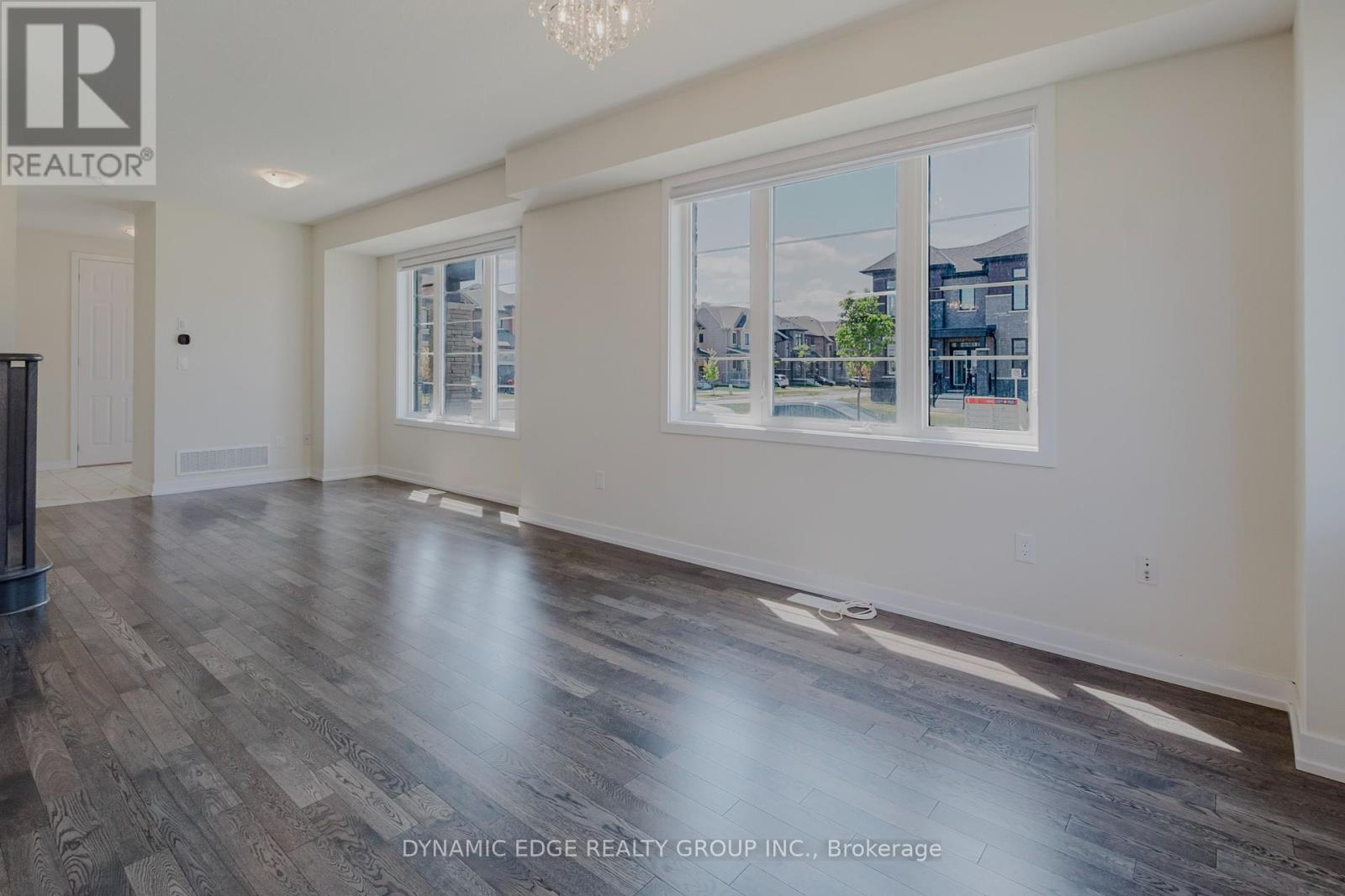 Photo 15 of 29 Lavender Road, Thorold ON