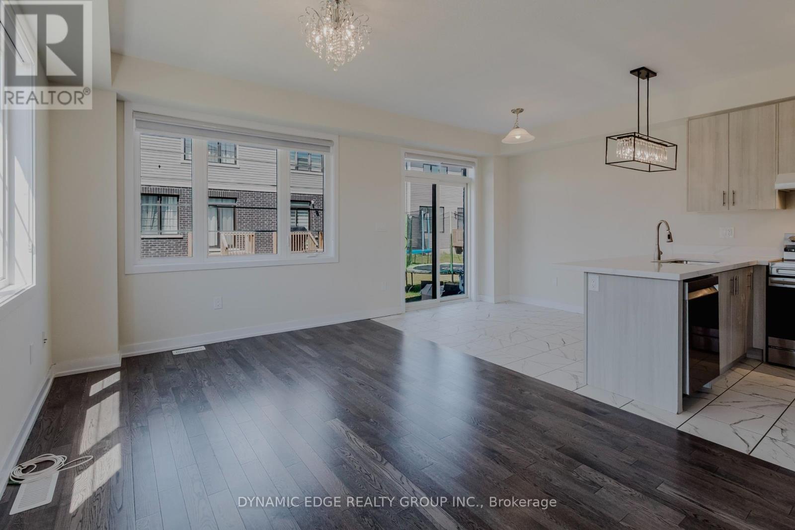 Photo 16 of 29 Lavender Road, Thorold ON