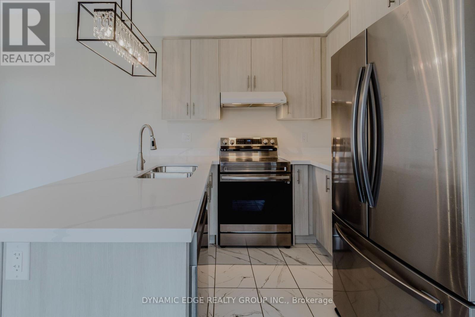 Photo 7 of 29 Lavender Road, Thorold ON