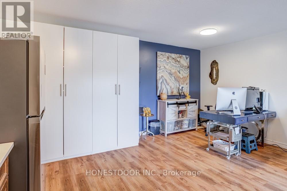 Photo 15 of 204 111 Grey Street, Brant ON