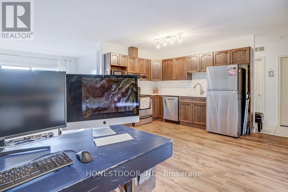 Photo 18 of 204 111 Grey Street, Brant ON