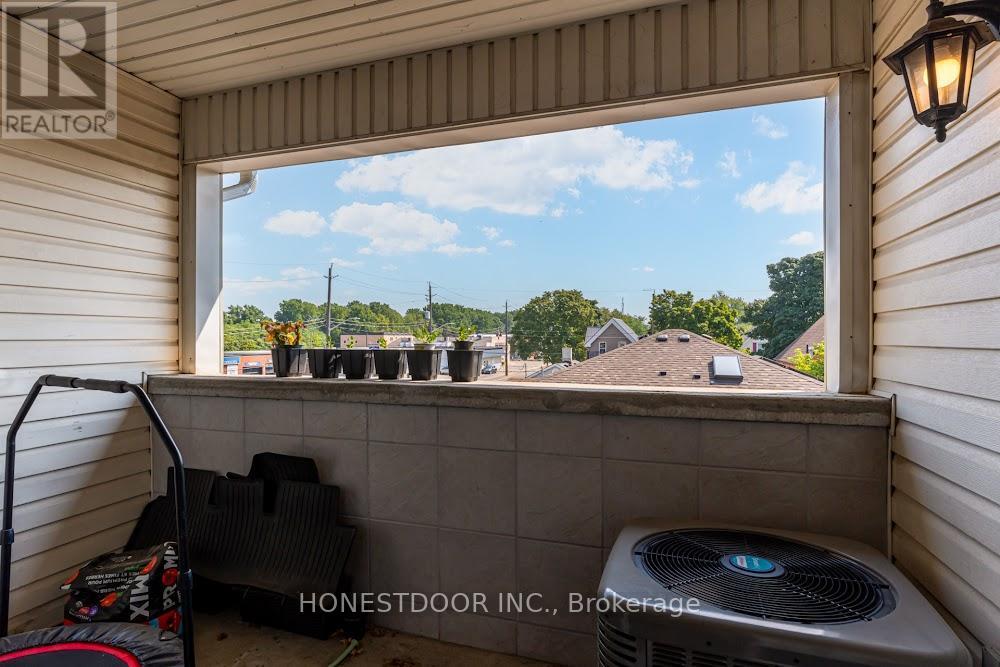 Photo 32 of 204 111 Grey Street, Brant ON