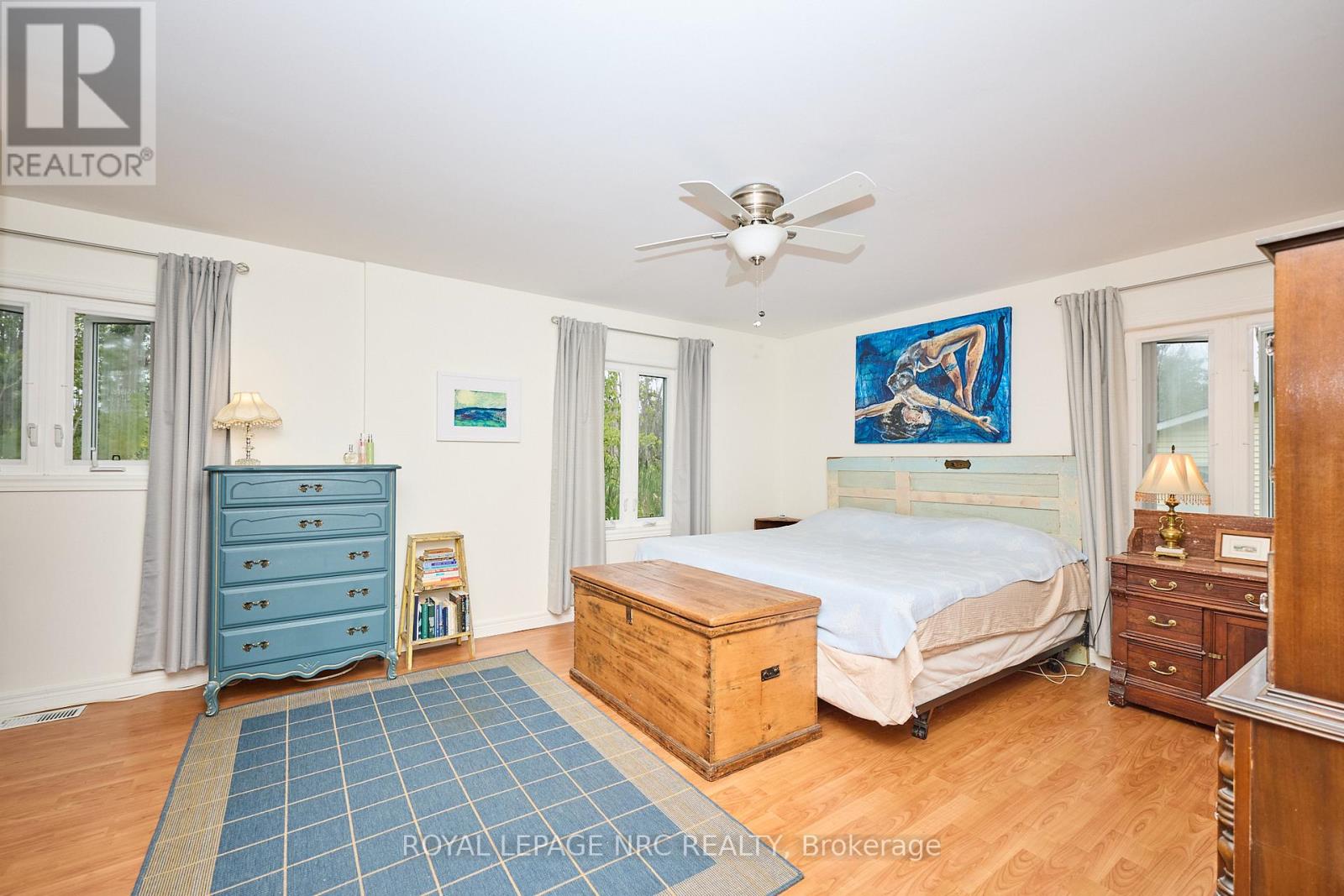 Photo 31 of 4894 Wildwood Avenue, Fort Erie ON